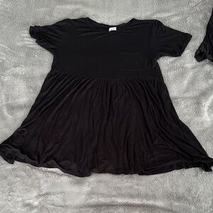 Black short sleeve fit & flare t shirt dress